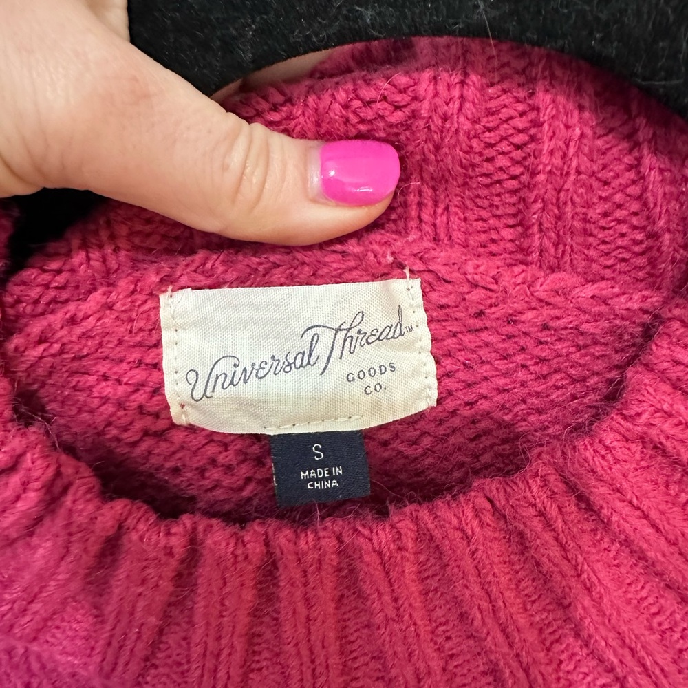 Universal Threads Patterned Sweater - Picture 2 of 4